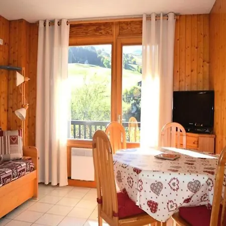 Vardase Apartment